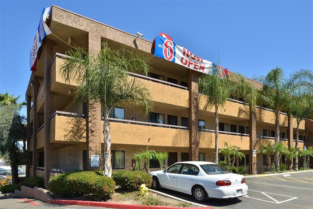 Motel 6 San Diego - Mission Valley Exterior photo